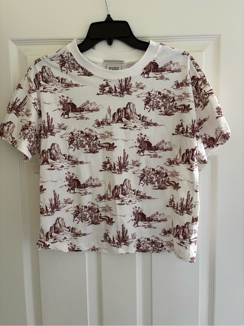 Scotch and Soda Amsterdam Rust Color Western Scenic Print SZ S White Tee Shirt